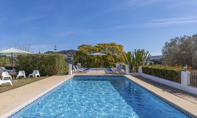 Tarraula House | 700 m² House ∙ 9 bedrooms ∙ 18 guests