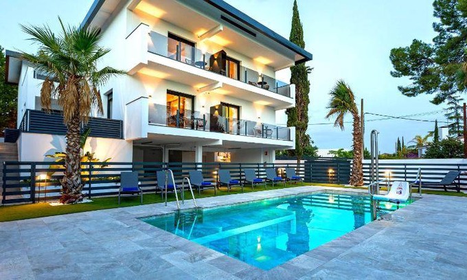 Distrito Norte Sierra Apartment | 76 m² Apartment ∙ 2 bedrooms ∙ 5 guests