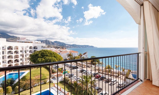 Nerja City Centre Apartment | 80 m² Apartment ∙ 2 bedrooms ∙ 4 guests