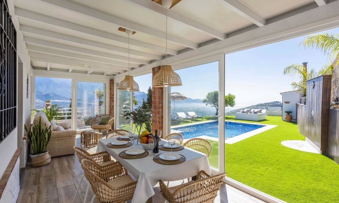 Torrox House | 80 m² House ∙ 3 bedrooms ∙ 6 guests