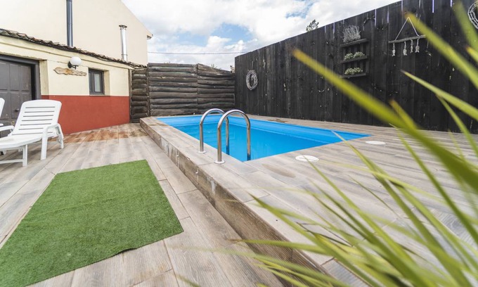 Campo de Cuellar House | 800 m² House ∙ 6 bedrooms ∙ 16 guests
