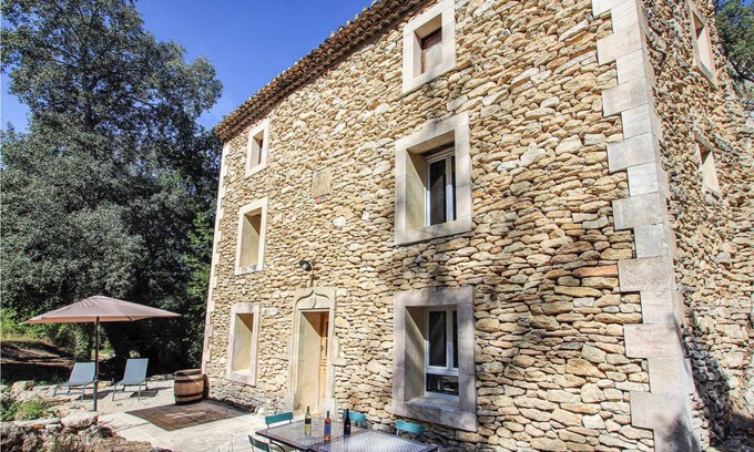 Apt House | 82 m² House ∙ 2 bedrooms ∙ 6 guests