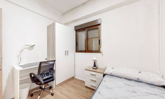 Castello de la Plana Resort | 85 m² Private room ∙ 1 bedroom ∙ 1 guest
