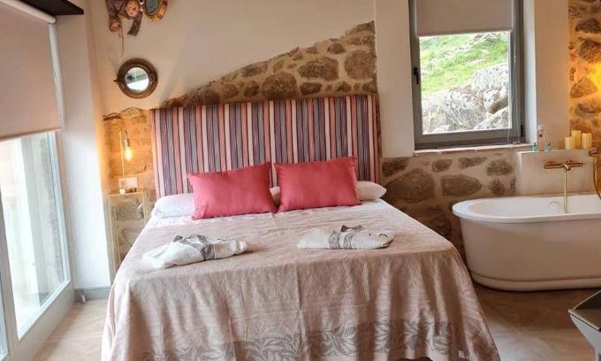 Trevejo House | 90 m² House ∙ 1 bedroom ∙ 2 guests