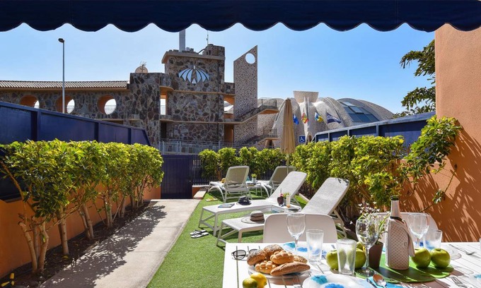Costa Meloneras House | 90 m² House ∙ 2 bedrooms ∙ 4 guests