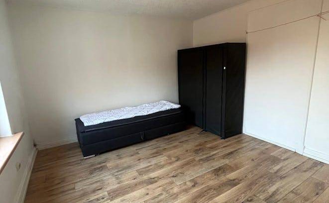Henstedt-Ulzburg Resort | 90 m² Private room ∙ 1 bedroom ∙ 3 guests