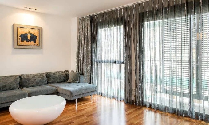 Dreta de l'Eixample Apartment | 95 m² Apartment ∙ 2 bedrooms ∙ 6 guests