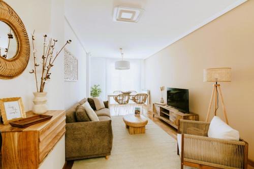Haro Apartment | APARTAMENTO REY ENEO II 80 m2 en la Cuna Histórica del Vino