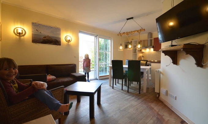 Koelpinsee Apartment | Apartment 1 + 2 Strandstr. 29 - Vacation Home Strandstr. 29
