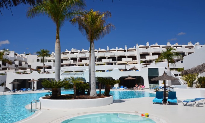 Costa Adeje Apartment | Apartment . 3 bed. 2 bathrooms. Private terrace 50mts. AA. WIFI.