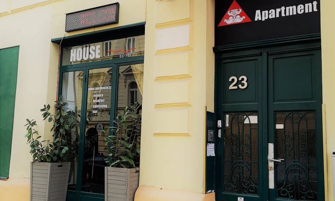 Holesovice Apartment | Apartment ∙ 42 guests