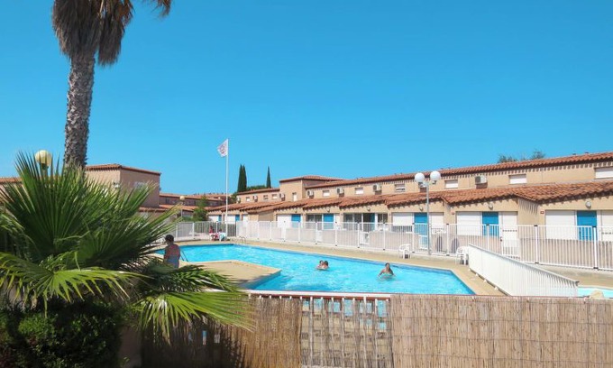 Saint-Cyprien Plage Apartment | Apartment Les Jardins de Neptune (CYP118) in Saint Cyprien - 2 persons, 1 bedrooms