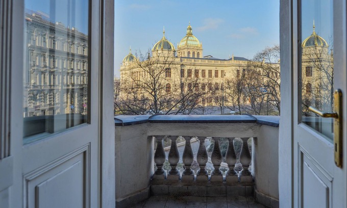 Prague 2 Apartment | Apartment near the National Museum