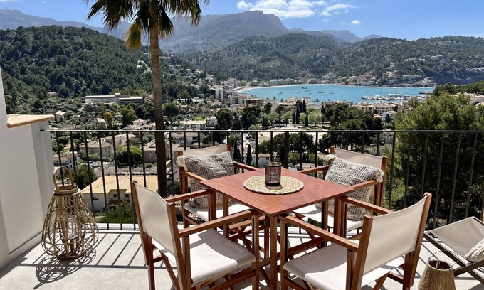 Soller Apartment | Apartment with spectacular sea views in Port de Soller (AC/WIFI).