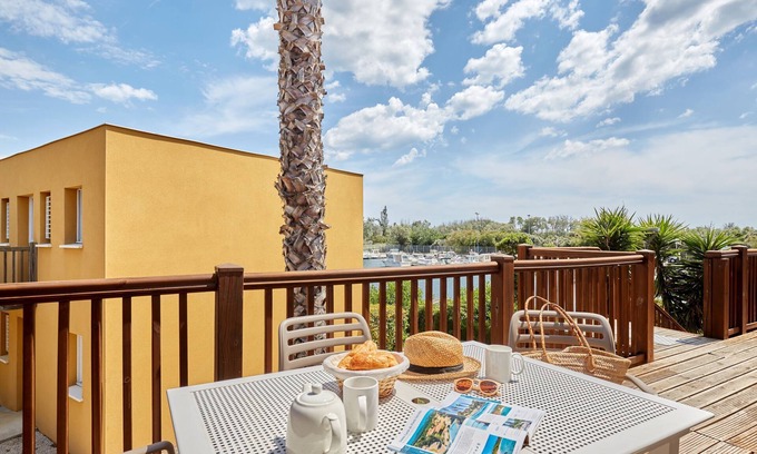 Cap d'Agde Condo | Appartement Abordable avec Wi-Fi + Kitchenette