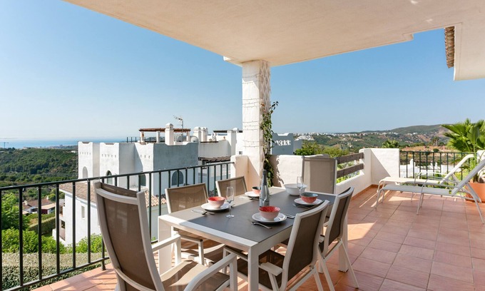 Casares Apartment | Augusta Doña Julia 2454 Wonderful Views