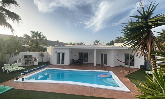 Playa Blanca Villa | Beautiful detached extremely private villa with its own pool, Mountain View's.