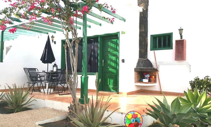 Los Pocillos Apartment | Bungalow King