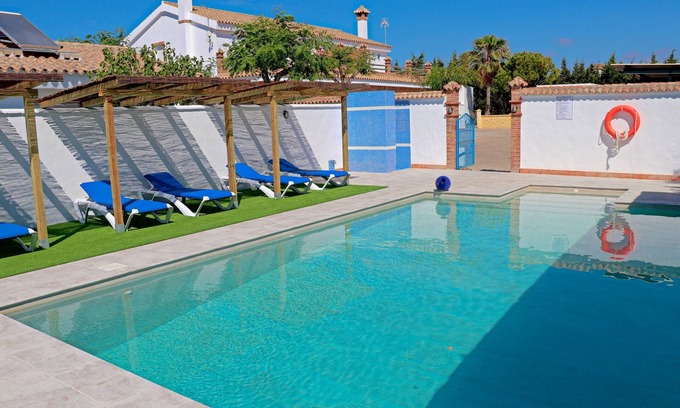 Conil de la Frontera Apartment | Bungalow with Wi-Fi and shared pool