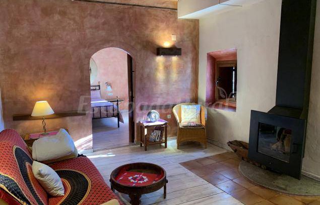 Zafra de Zancara Cottage | Cabin ∙ 9 bedrooms ∙ 3 guests