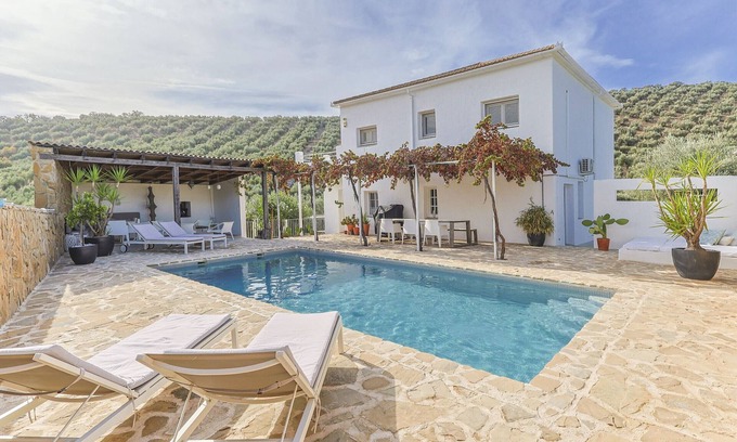 Iznajar Villa | Casa Olivo - An ideal base to relax and explore the real Andalusia
