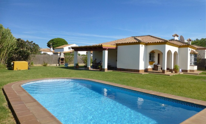 Campano Villa | Detached villa, private pool, large garden, 3miles to beach, wifi