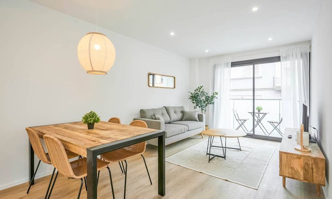 El Port Apartment | 71 m² Apartment ∙ 3 bedrooms ∙ 4 guests