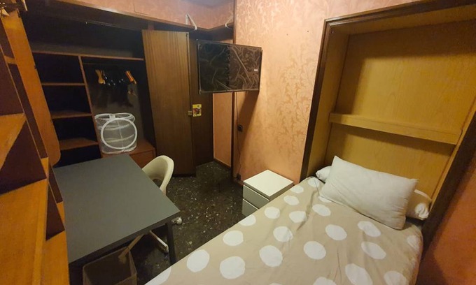 La Maternitat i Sant Ramon Resort | 120 m² Private room ∙ 1 bedroom ∙ 1 guest