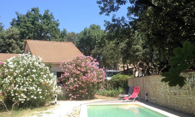 Arpaillargues-et-Aureillac Villa | 135 m² Villa ∙ 3 bedrooms ∙ 9 guests