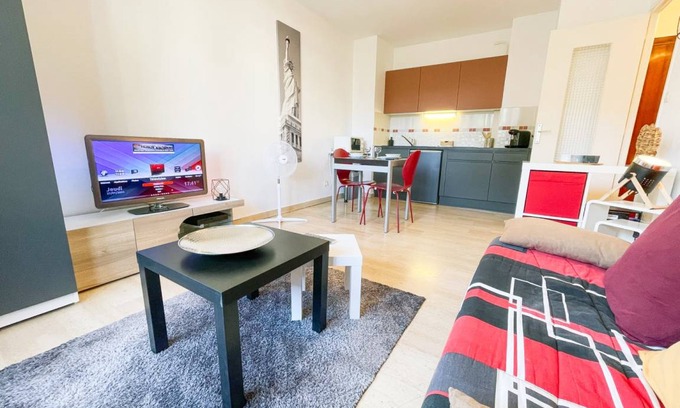 Secteur 3 Apartment | 24 m² Studio flat ∙ 2 guests