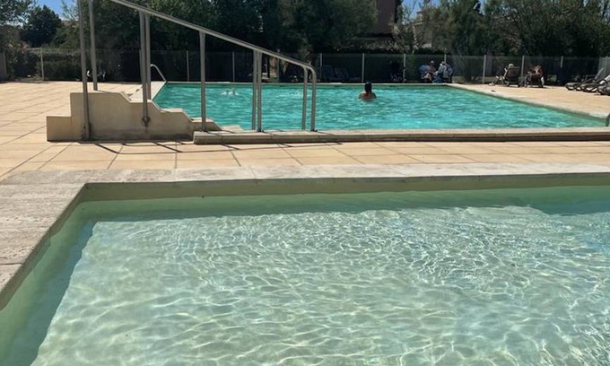 Saint-Saturnin-les-Avignon House | 39 m² House ∙ 2 bedrooms ∙ 6 guests