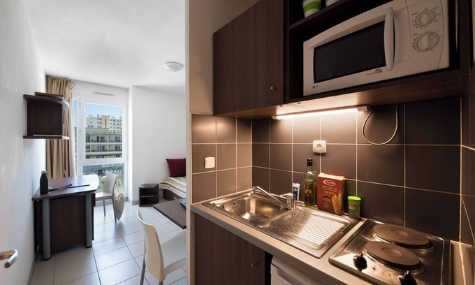 Le Mourillon Apartment | Garden & City Toulon