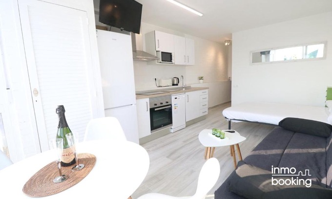 La Pineda Apartment | InmoBooking Loft Ancora, climatizado a 5 minutos a pie de la playa