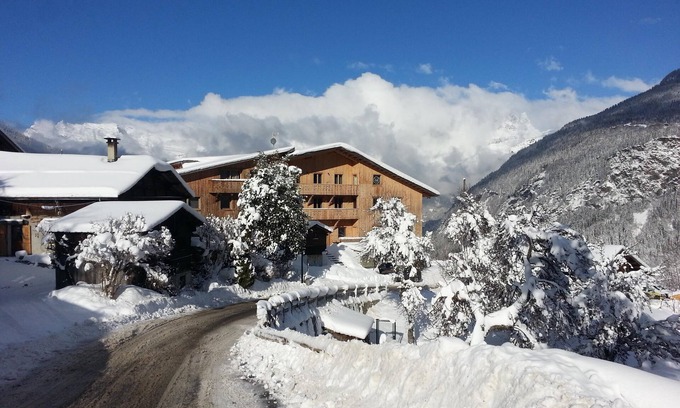 Les Houches Apartment | Large cozy apartment on the slopes at the foot of Mont-Blanc
