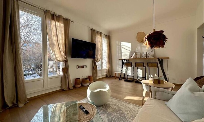 Cadereau Apartment | Le Lutz - Light And Comfort - 50m2 - Balcony