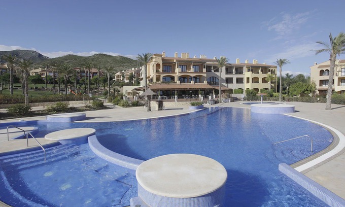Bonmont Terres Noves Apartment | Nice apartment with airconditioning, 200 m. from golfcourse