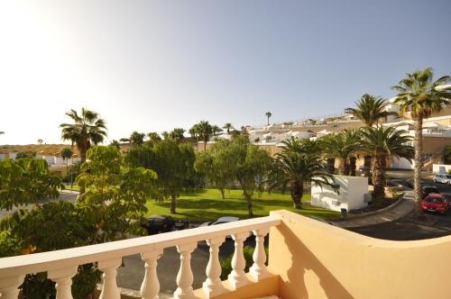 Costa Adeje Apartment | Paradise Court 25 WiFi Pool
