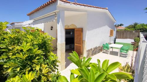 Playa del Ingles Apartment | Precioso Bungalow 4 by CASAS COCODRILO