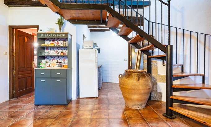 Morella Other | Room 'Palomar' with Shared Terrace and Shared Garden