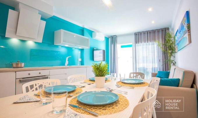 Salou City Centre Apartment | S08 · AWESOME RENOVATED APT
