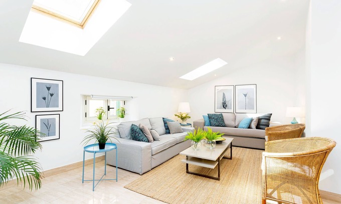Centro Apartment | Spacious Apartment in the Best Location. Marín García IV
