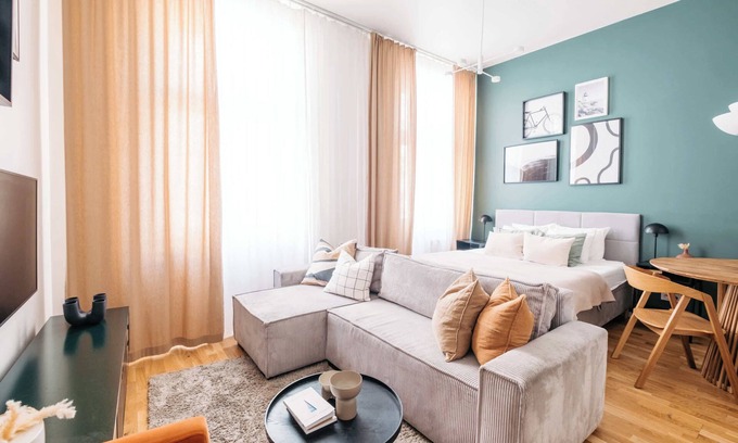 Petrska ctvrt Apartment | TurnKey | Republic Square Apartment I