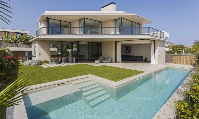 Sitges Town Center Villa | Villa Sitges Al Fresco Design 10 minutes walk from the beach/5 from the Center