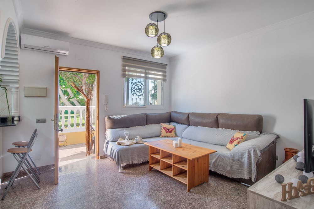 Sitio de Calahonda Apartment | Casa Carmela by the sea
