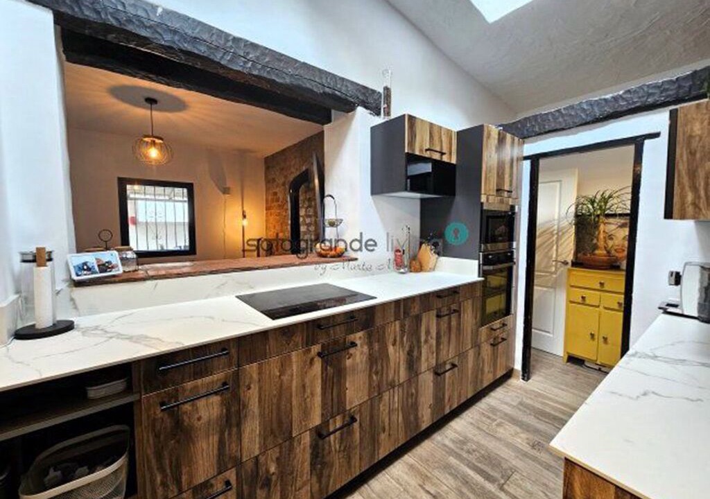 San Enrique de Guadiaro House | House with terrace in San Enrique de Guadiaro