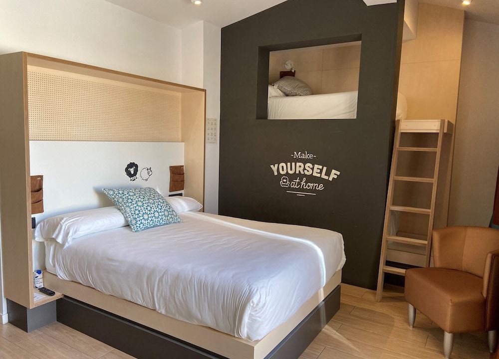 Photo of Bedroom in Santa Cruz