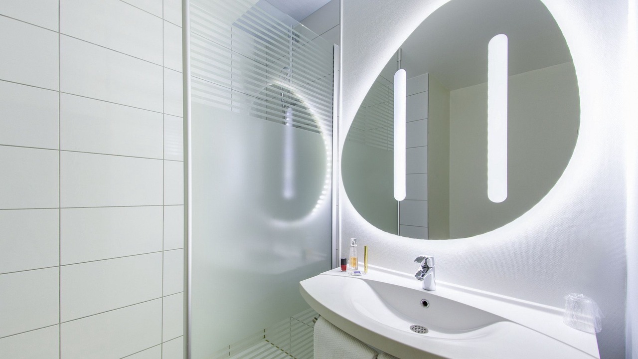 Photo of Bathroom in Aiguerelles