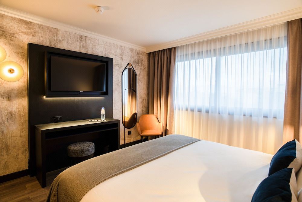 Photo of Bedroom in Ferney-Voltaire