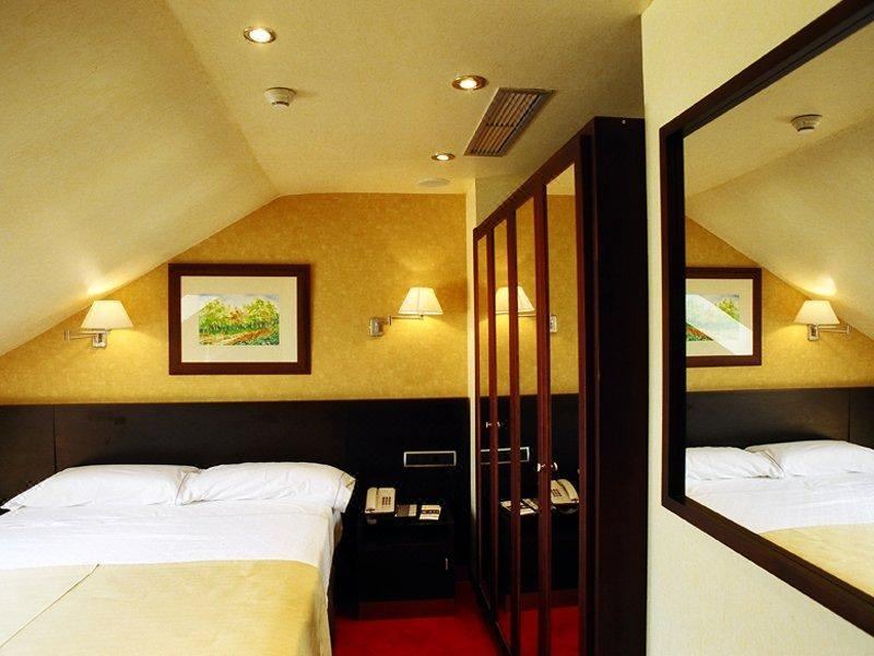 Photo of Bedroom in Toledo City Center