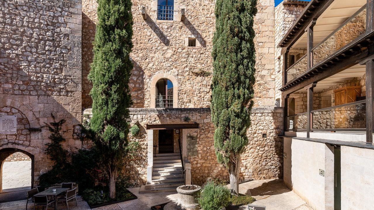 Photo of Buildings in Alarcon